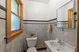 6023 S Richmond Ave, Willowbrook, IL 60527 - Photo 9