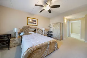 8300 Concord Dr, Morton Grove, IL 60053 - Photo 17