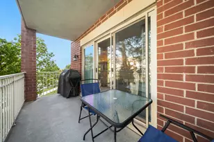 8300 Concord Dr, Morton Grove, IL 60053 - Photo 29