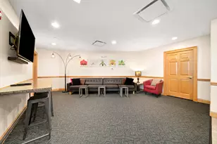 8300 Concord Dr, Morton Grove, IL 60053 - Photo 33
