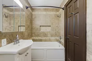 1117 E Kitson Dr, Palatine, IL 60074 - Photo 27