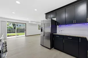 1117 E Kitson Dr, Palatine, IL 60074 - Photo 13