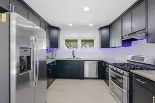 1117 E Kitson Dr, Palatine, IL 60074 - Photo 11