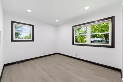 1117 E Kitson Drive, Palatine, IL 60074 - Photo 29