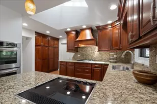 2821 Covert Rd, Glenview, IL 60025 - Photo 15