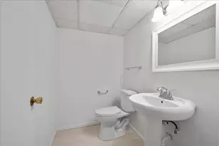 2821 Covert Rd, Glenview, IL 60025 - Photo 27