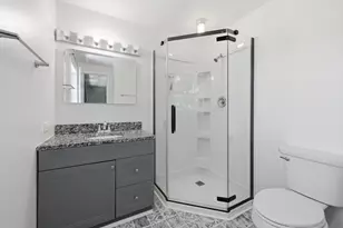 404 Milford Ct, Schaumburg, IL 60193 - Photo 11