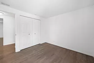 404 Milford Ct, Schaumburg, IL 60193 - Photo 13