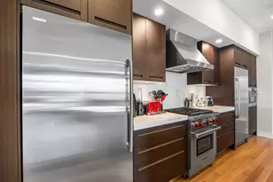 1317 N Larrabee St, Chicago, IL 60610 - Photo 11