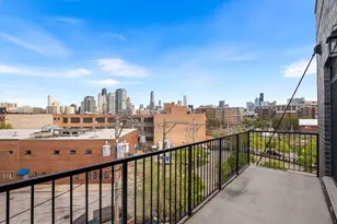 1317 N Larrabee St, Chicago, IL 60610 - Photo 27