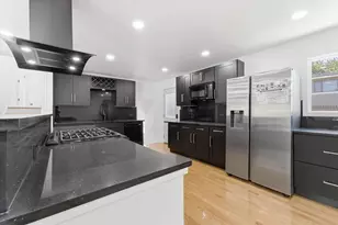 333 Illinois St, Park Forest, IL 60466 - Photo 11