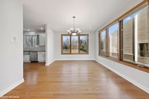 17W234 Massel Ct, Bensenville, IL 60106 - Photo 5