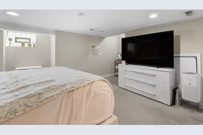 5638 W Carmen Avenue, Chicago, IL 60630 - Photo 7