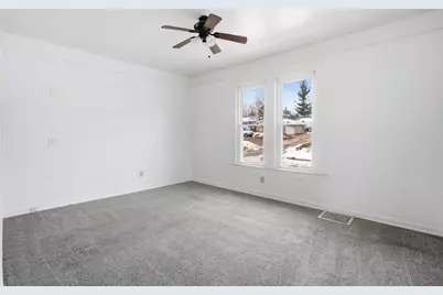 1306 17th Street, Moline, IL 61265 - Photo 7