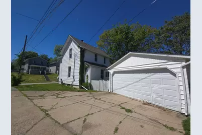 1306 17th Street, Moline, IL 61265 - Photo 3