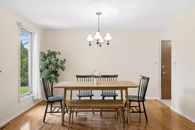 2406 N Lafayette Street, Arlington Heights, IL 60004 - Photo 5