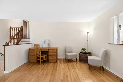2406 N Lafayette Street, Arlington Heights, IL 60004 - Photo 3