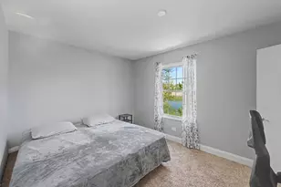 102 Bright Oaks Cir, Cary, IL 60013 - Photo 9