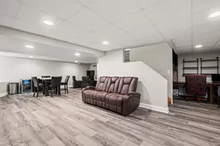 8143 Stonegate Dr, Tinley Park, IL 60487 - Photo 27