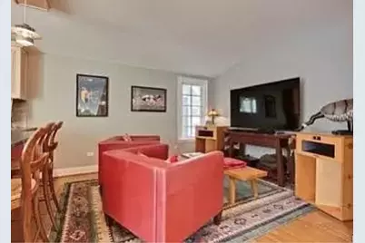 916 Driscoll Court, Highland Park, IL 60035 - Photo 7