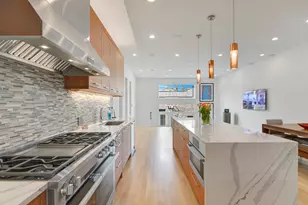 3012 N Hoyne Ave, Chicago, IL 60618 - Photo 9