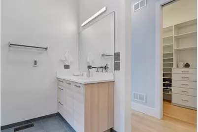 3012 N Hoyne Avenue, Chicago, IL 60618 - Photo 27
