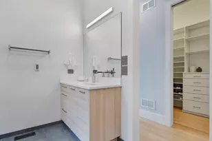 3012 N Hoyne Ave, Chicago, IL 60618 - Photo 27