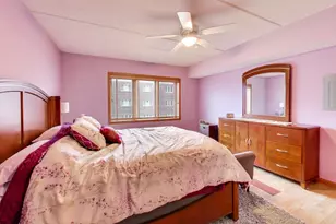 1327 Brown St, Des Plaines, IL 60016 - Photo 9