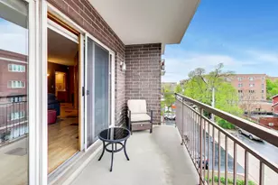 1327 Brown St, Des Plaines, IL 60016 - Photo 17