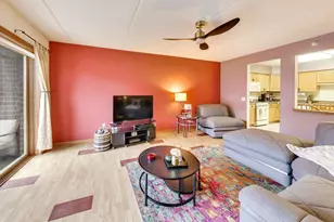 1327 Brown St, Des Plaines, IL 60016 - Photo 3