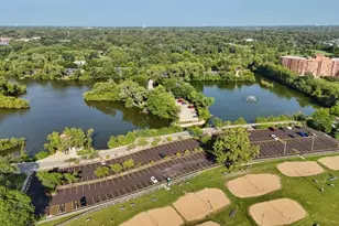 5821 Oakwood Dr, Lisle, IL 60532 - Photo 23