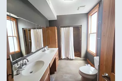 1734 W Beach Avenue, Chicago, IL 60612 - Photo 25
