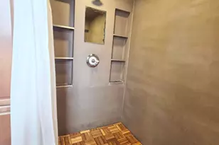 1734 W Beach Ave, Chicago, IL 60612 - Photo 27