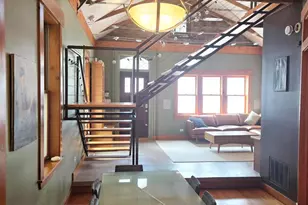 1734 W Beach Ave, Chicago, IL 60612 - Photo 11