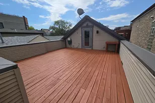 1734 W Beach Ave, Chicago, IL 60612 - Photo 45