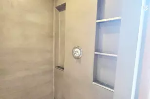 1734 W Beach Ave, Chicago, IL 60612 - Photo 29