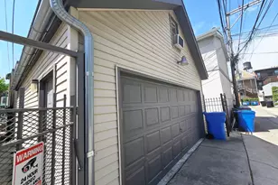 1734 W Beach Ave, Chicago, IL 60612 - Photo 51