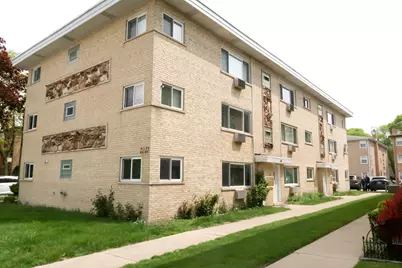 5241 N East River Road #1B, Chicago, IL 60656 - Photo 1