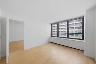 222 E Pearson St, Chicago, IL 60611 - Photo 11