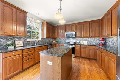 3 E Ellington Court, South Elgin, IL 60177 - Photo 11