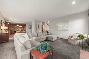 3 E Ellington Ct, South Elgin, IL 60177 - Photo 7