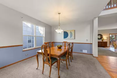 3 E Ellington Court, South Elgin, IL 60177 - Photo 3