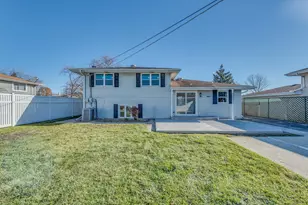 19116 Sherman St, Lansing, IL 60438 - Photo 21