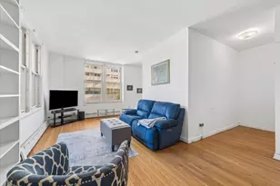 5555 N Sheridan Rd, Chicago, IL 60640 - Photo 3