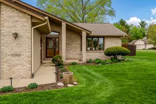 10966 China Berry Ln, Machesney Park, IL 61115 - Photo 3
