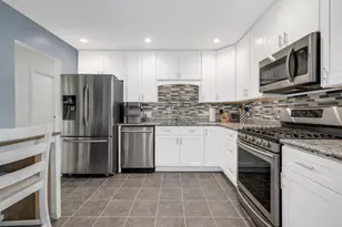 690 W Willow Glen, Addison, IL 60101 - Photo 11