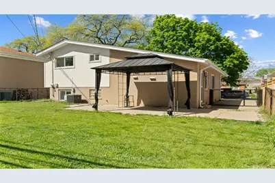 9517 Lavergne Avenue, Skokie, IL 60077 - Photo 25