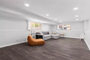 9517 Lavergne Ave, Skokie, IL 60077 - Photo 13