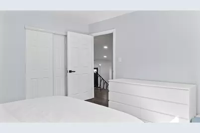9517 Lavergne Avenue, Skokie, IL 60077 - Photo 17