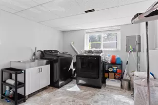 9517 Lavergne Ave, Skokie, IL 60077 - Photo 15